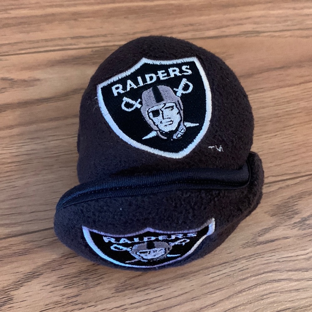 Unisex Las Vegas/Oakland Raiders earmuffs “180 degrees” brand, black